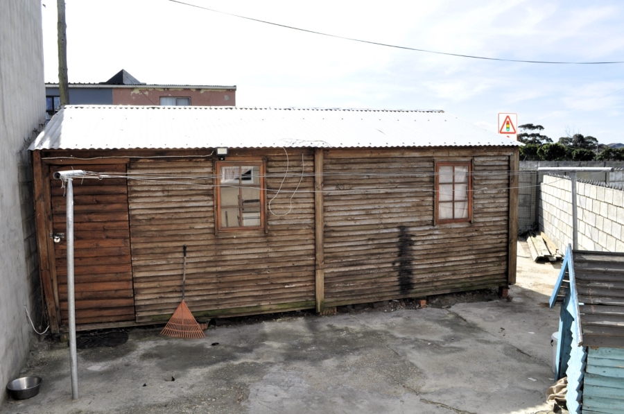 2 Bedroom Property for Sale in Algoa Park Eastern Cape